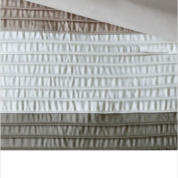 🛑🛑SOLD🛑🛑Madison Park Amherst 7pc Comforter Set - Picture 6 of 8